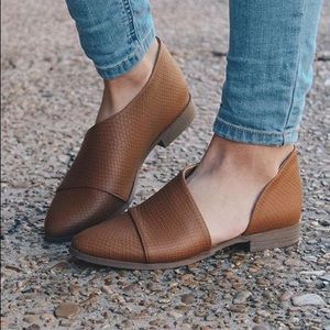 Cut-out spring flats
